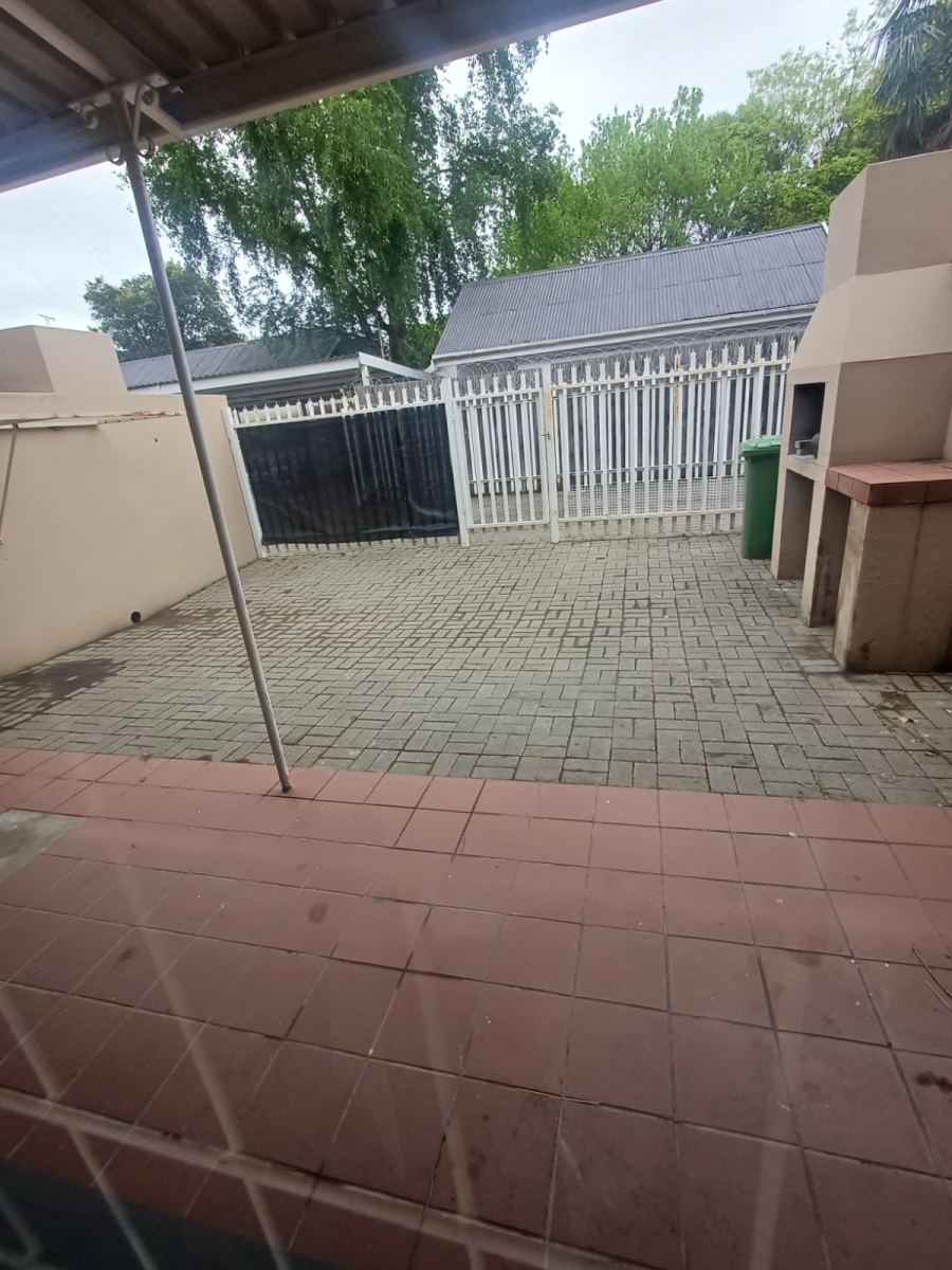 To Let 3 Bedroom Property for Rent in Queenstown Central Eastern Cape